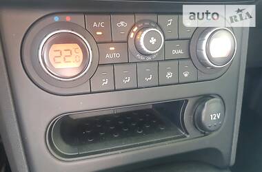 Позашляховик / Кросовер Nissan Qashqai 2010 в 
