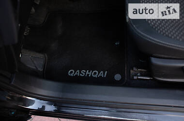 Позашляховик / Кросовер Nissan Qashqai 2008 в Стрию