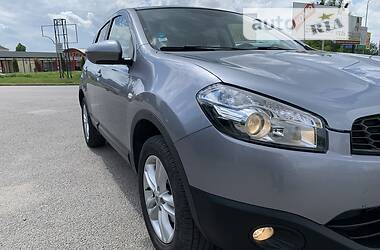 Внедорожник / Кроссовер Nissan Qashqai 2013 в Дубно