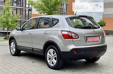 Внедорожник / Кроссовер Nissan Qashqai 2011 в Ивано-Франковске