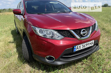 Позашляховик / Кросовер Nissan Qashqai 2014 в Луцьку