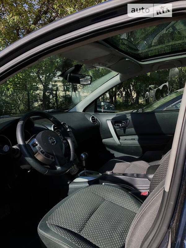 Позашляховик / Кросовер Nissan Qashqai 2009 в Ужгороді