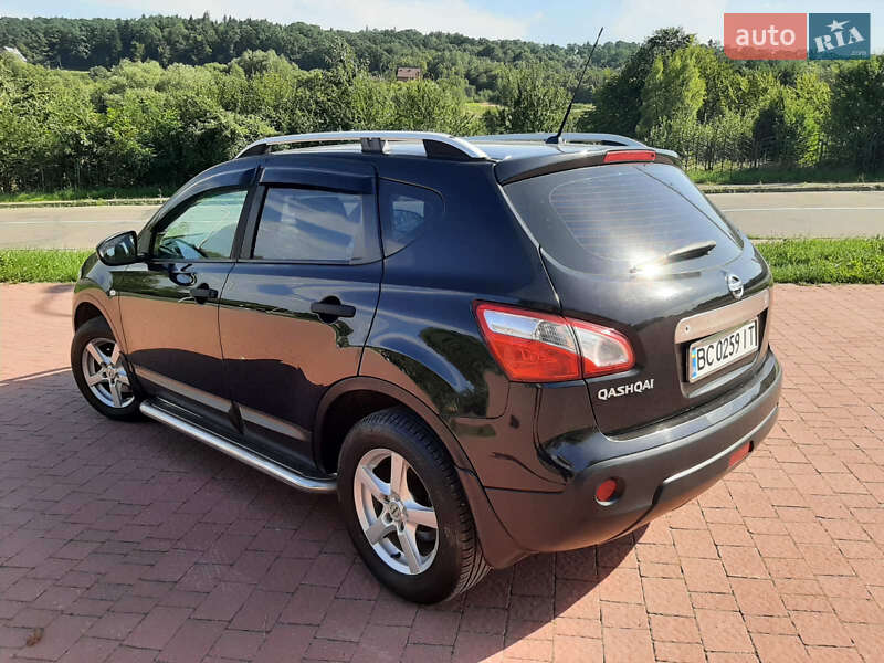 Внедорожник / Кроссовер Nissan Qashqai 2010 в Трускавце фото 5 Внедорожник / Кроссовер Nissan Qashqai 2010 в Трускавце