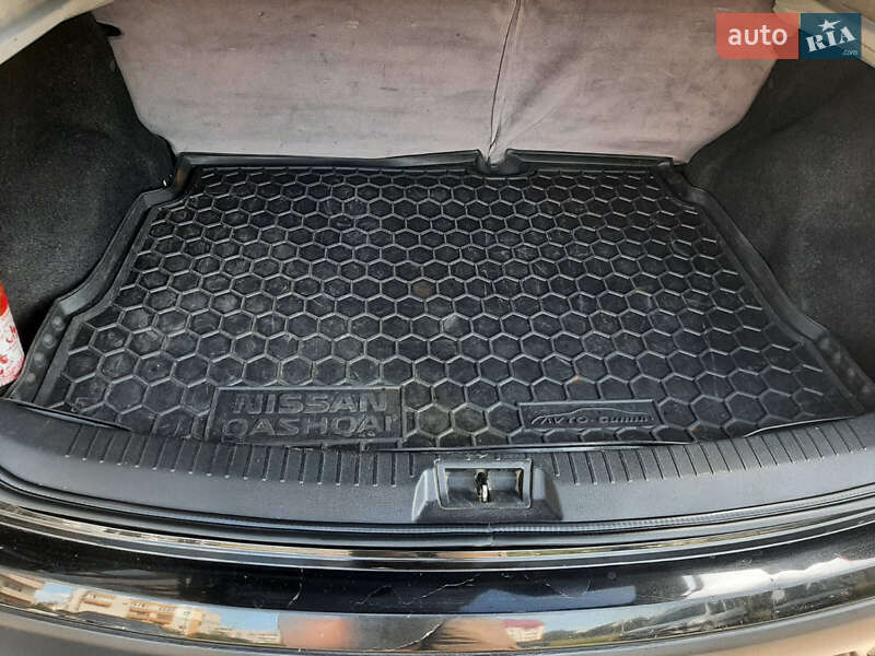 Внедорожник / Кроссовер Nissan Qashqai 2010 в Трускавце фото 21 Внедорожник / Кроссовер Nissan Qashqai 2010 в Трускавце