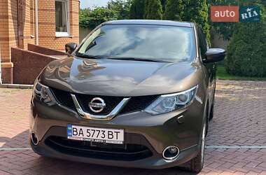 Внедорожник / Кроссовер Nissan Qashqai 2015 в Кропивницком