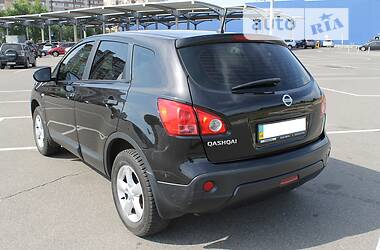 Позашляховик / Кросовер Nissan Qashqai 2008 в Києві