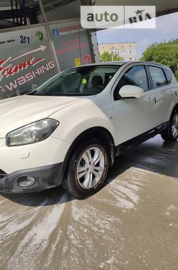 Внедорожник / Кроссовер Nissan Qashqai 2011 в Кропивницком