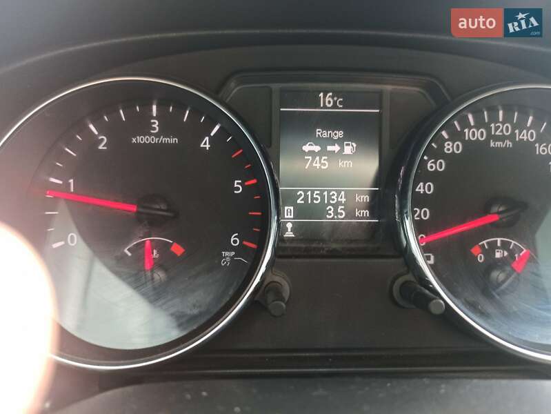 Внедорожник / Кроссовер Nissan Qashqai 2013 в Мурованых Куриловцах