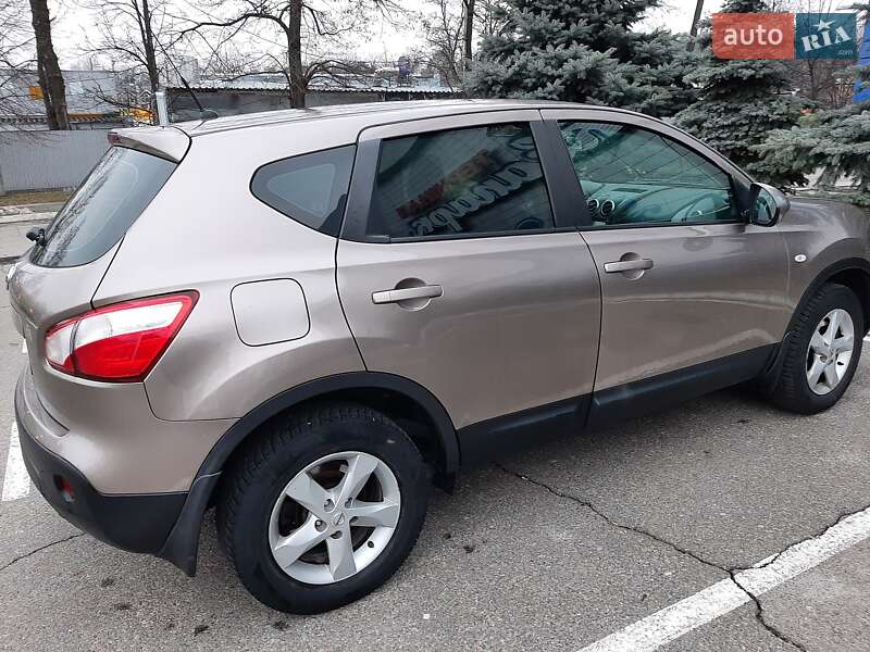 Внедорожник / Кроссовер Nissan Qashqai 2012 в Киеве