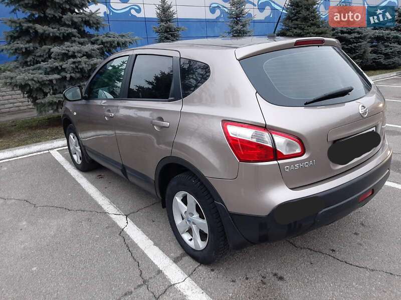 Внедорожник / Кроссовер Nissan Qashqai 2012 в Киеве