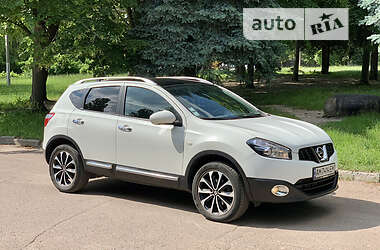 Позашляховик / Кросовер Nissan Qashqai 2011 в 