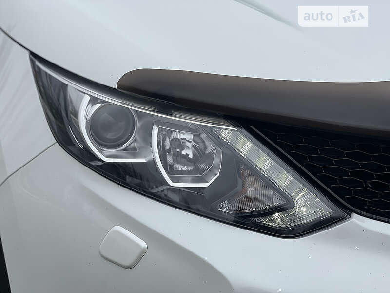 Позашляховик / Кросовер Nissan Qashqai 2016 в Києві