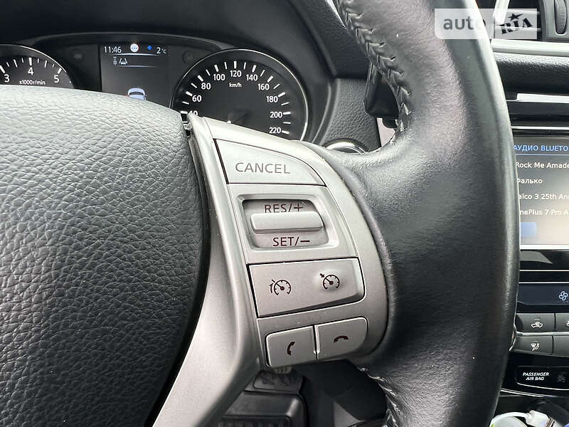 Позашляховик / Кросовер Nissan Qashqai 2016 в Києві