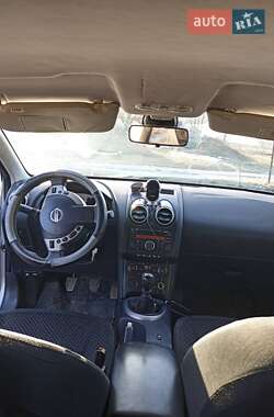 Внедорожник / Кроссовер Nissan Qashqai 2008 в Черновцах