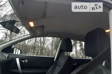 Позашляховик / Кросовер Nissan Qashqai 2010 в  фото 10 Позашляховик / Кросовер Nissan Qashqai 2010 в