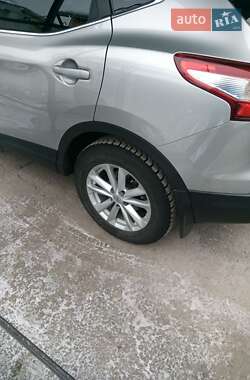 Внедорожник / Кроссовер Nissan Qashqai 2016 в 