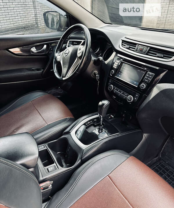 Внедорожник / Кроссовер Nissan Qashqai 2016 в Голованевске
