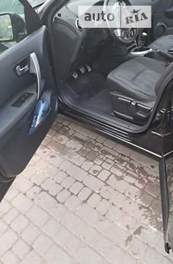 Внедорожник / Кроссовер Nissan Qashqai 2010 в 