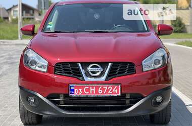 Позашляховик / Кросовер Nissan Qashqai 2010 в Луцьку