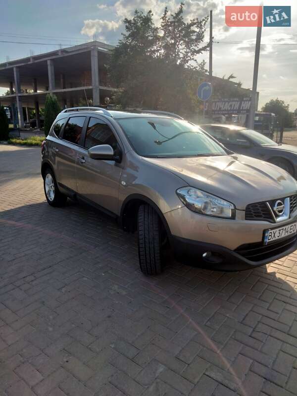 Внедорожник / Кроссовер Nissan Qashqai 2012 в Хмельницком