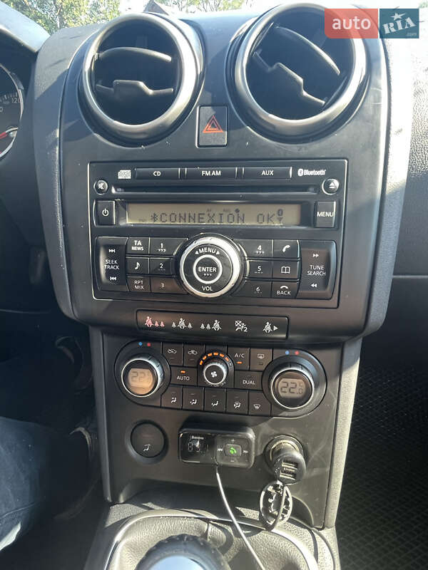 Внедорожник / Кроссовер Nissan Qashqai 2010 в Иршаве