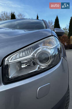 Внедорожник / Кроссовер Nissan Qashqai 2010 в Днепре