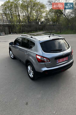 Внедорожник / Кроссовер Nissan Qashqai 2010 в Днепре