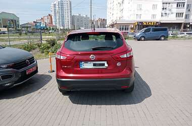 Внедорожник / Кроссовер Nissan Qashqai 2014 в Чернигове