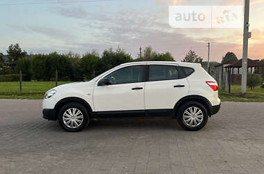 Позашляховик / Кросовер Nissan Qashqai 2013 в Львові