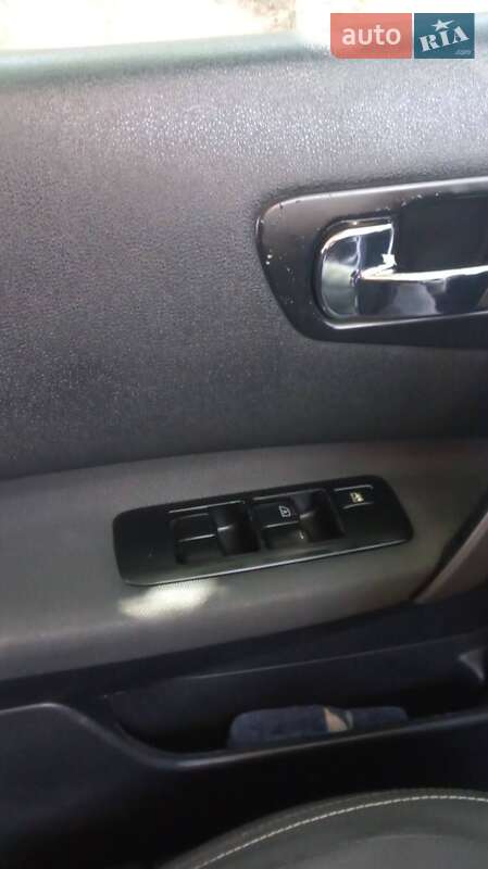 Внедорожник / Кроссовер Nissan Qashqai 2012 в Новой Одессе