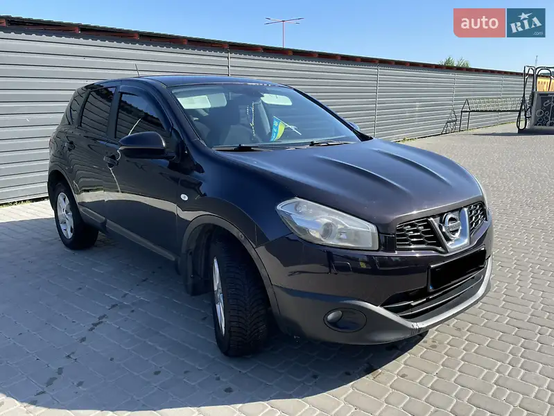 Позашляховик / Кросовер Nissan Qashqai 2012 в 