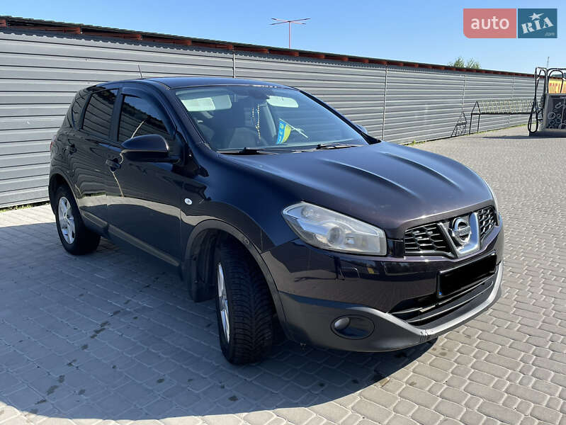 Позашляховик / Кросовер Nissan Qashqai 2012 в Ірпені