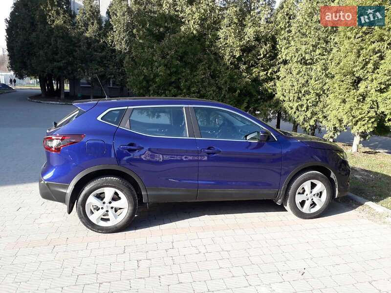 Внедорожник / Кроссовер Nissan Qashqai 2020 в Львове