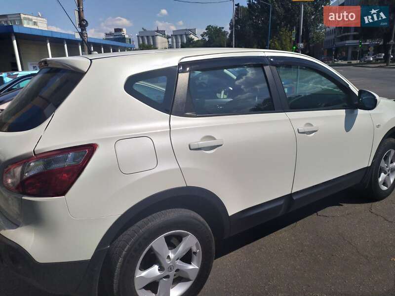 Внедорожник / Кроссовер Nissan Qashqai 2012 в Новомосковске
