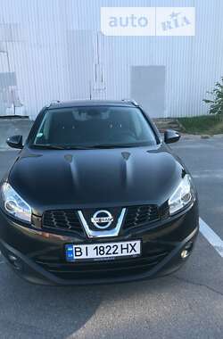 Внедорожник / Кроссовер Nissan Qashqai 2011 в 