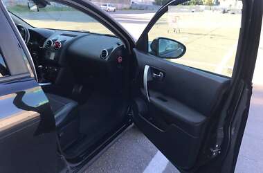 Внедорожник / Кроссовер Nissan Qashqai 2011 в 