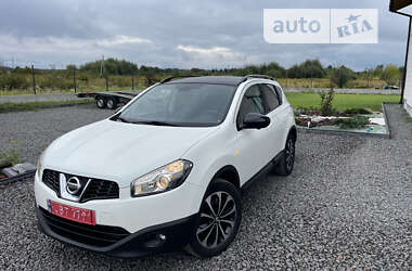 Внедорожник / Кроссовер Nissan Qashqai 2013 в 
