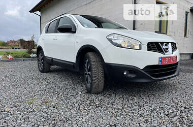 Внедорожник / Кроссовер Nissan Qashqai 2013 в 