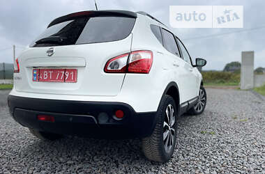 Внедорожник / Кроссовер Nissan Qashqai 2013 в 