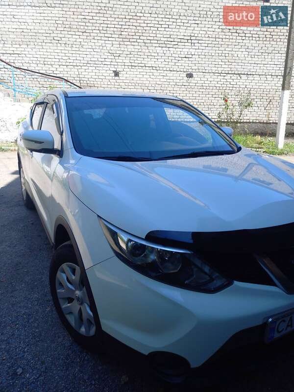 Внедорожник / Кроссовер Nissan Qashqai 2017 в Казанке