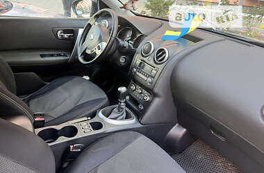 Позашляховик / Кросовер Nissan Qashqai 2010 в Сумах