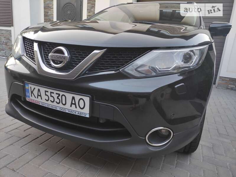 Внедорожник / Кроссовер Nissan Qashqai 2015 в Киеве