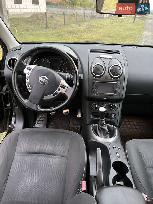 Внедорожник / Кроссовер Nissan Qashqai 2012 в Ровно