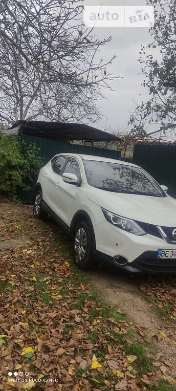 Внедорожник / Кроссовер Nissan Qashqai 2017 в Южноукраинске