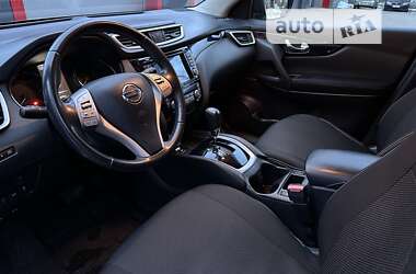 Позашляховик / Кросовер Nissan Qashqai 2017 в 