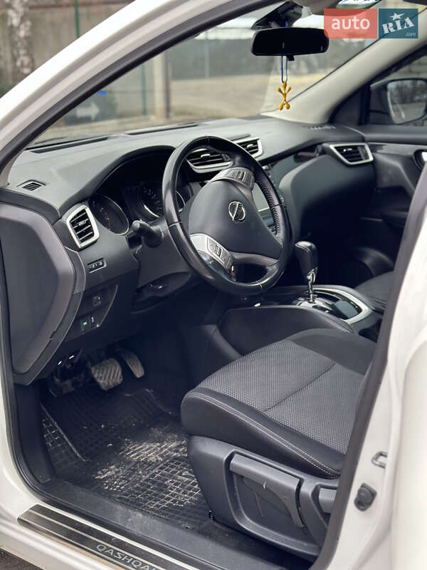 Внедорожник / Кроссовер Nissan Qashqai 2016 в Кременчуге