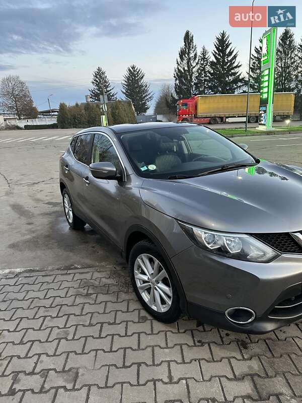 Внедорожник / Кроссовер Nissan Qashqai 2014 в Баре