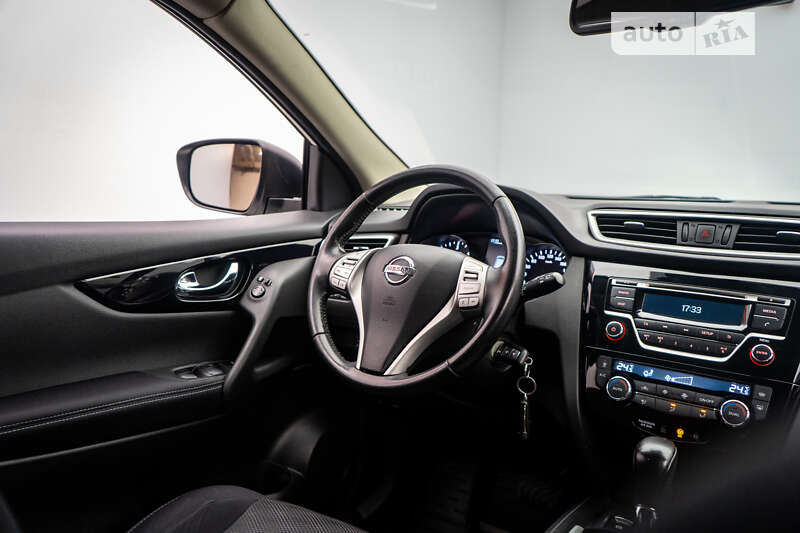 Внедорожник / Кроссовер Nissan Qashqai 2017 в Киеве