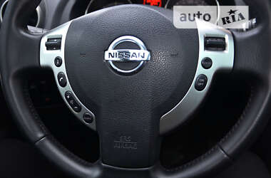 Позашляховик / Кросовер Nissan Qashqai 2009 в Ромнах