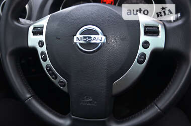 Внедорожник / Кроссовер Nissan Qashqai 2009 в Ромнах